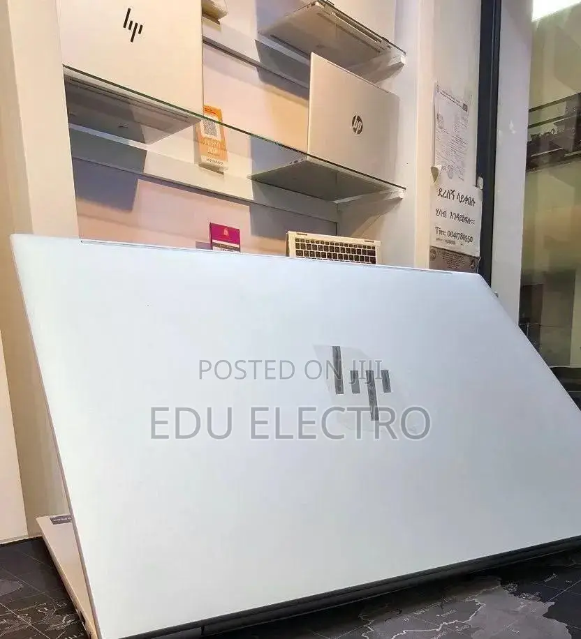 New Laptop HP EliteBook 840 G10 16GB Intel Core i7 SSD 512GB