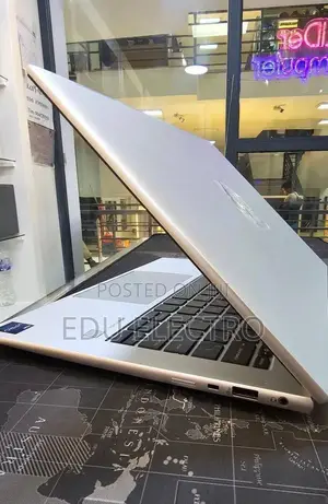 New Laptop HP EliteBook 840 G10 16GB Intel Core i7 SSD 512GB