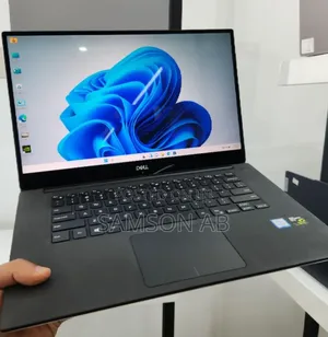 New Laptop Dell XPS 15 16GB Intel Core i7 SSD 512GB