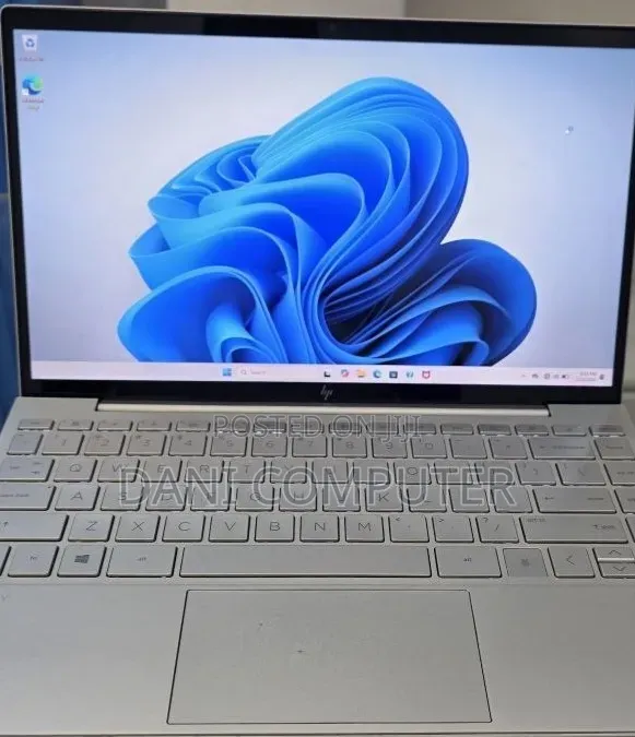 New Laptop HP Envy 13 16GB Intel Core i5 SSD 512GB