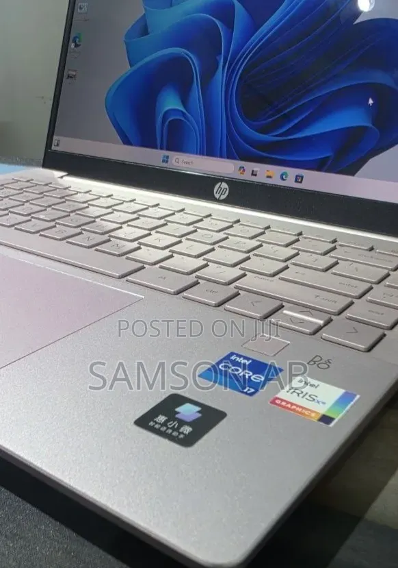 New Laptop HP Pavilion 14 16GB Intel Core i7 SSD 512GB