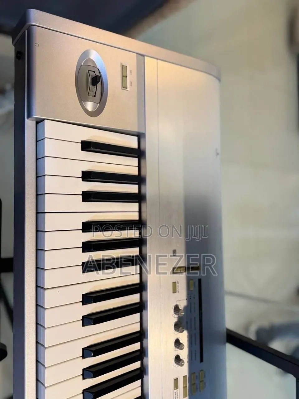 Korg Triton Le Music Workstation Keyboard Piano