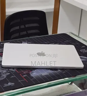 New Laptop Apple MacBook Air 2024 M3 16GB Apple M3 SSD 256GB