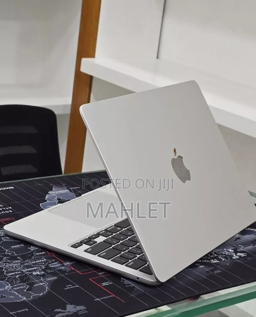 New Laptop Apple MacBook Air 2024 M3 16GB Apple M3 SSD 256GB