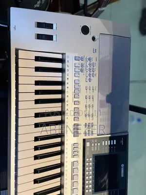 Yamaha PSR 710 Keyboard