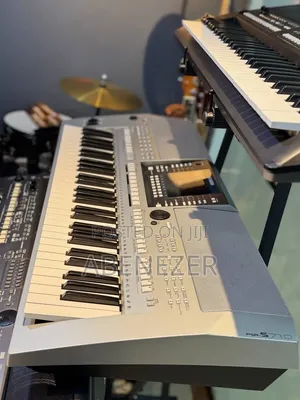 Yamaha PSR 710 Keyboard