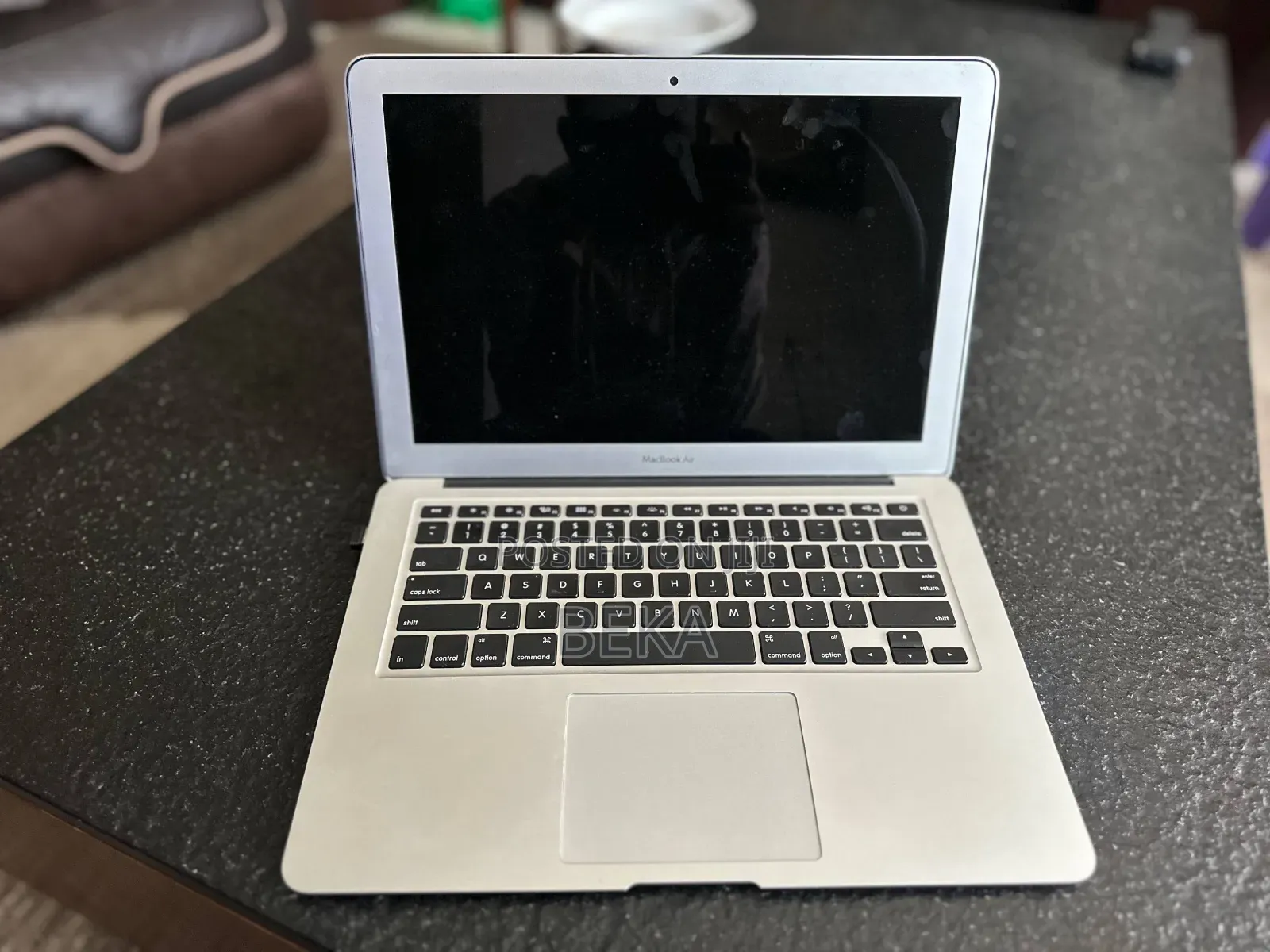 New Laptop Apple MacBook 2017 8GB Intel Core i5 SSD 256GB