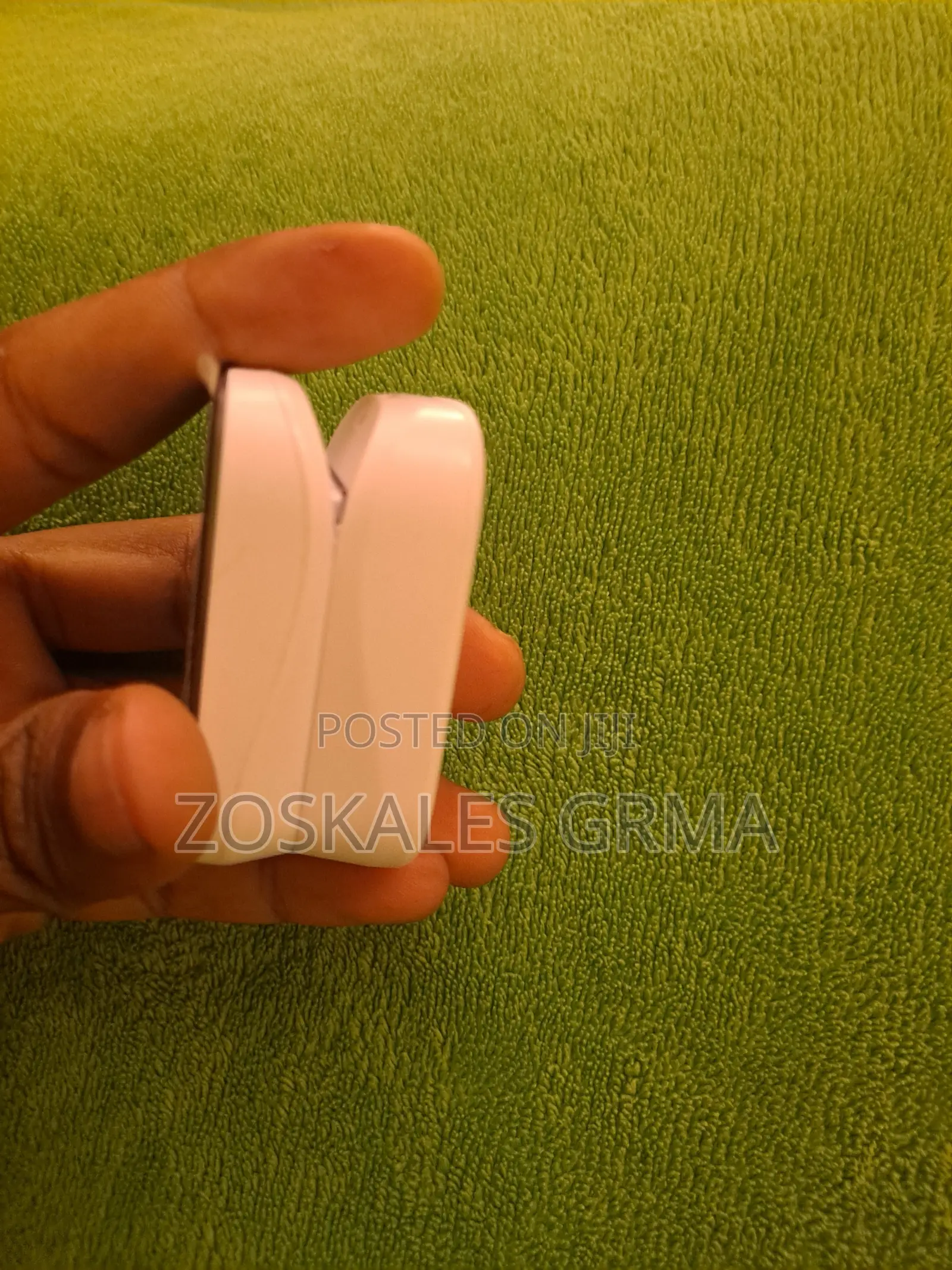 Fingertip Pulse Oximeter