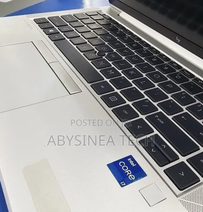 New Laptop HP EliteBook 840 G8 16GB Intel Core i7 SSD 512GB