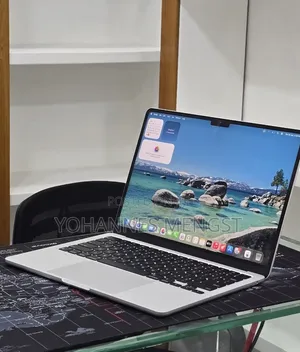New Laptop Apple MacBook Air 2024 M3 16GB Apple M3 SSD 256GB