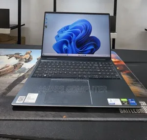 New Laptop Dell Inspiron 15 16GB Intel Core i7 SSD 512GB