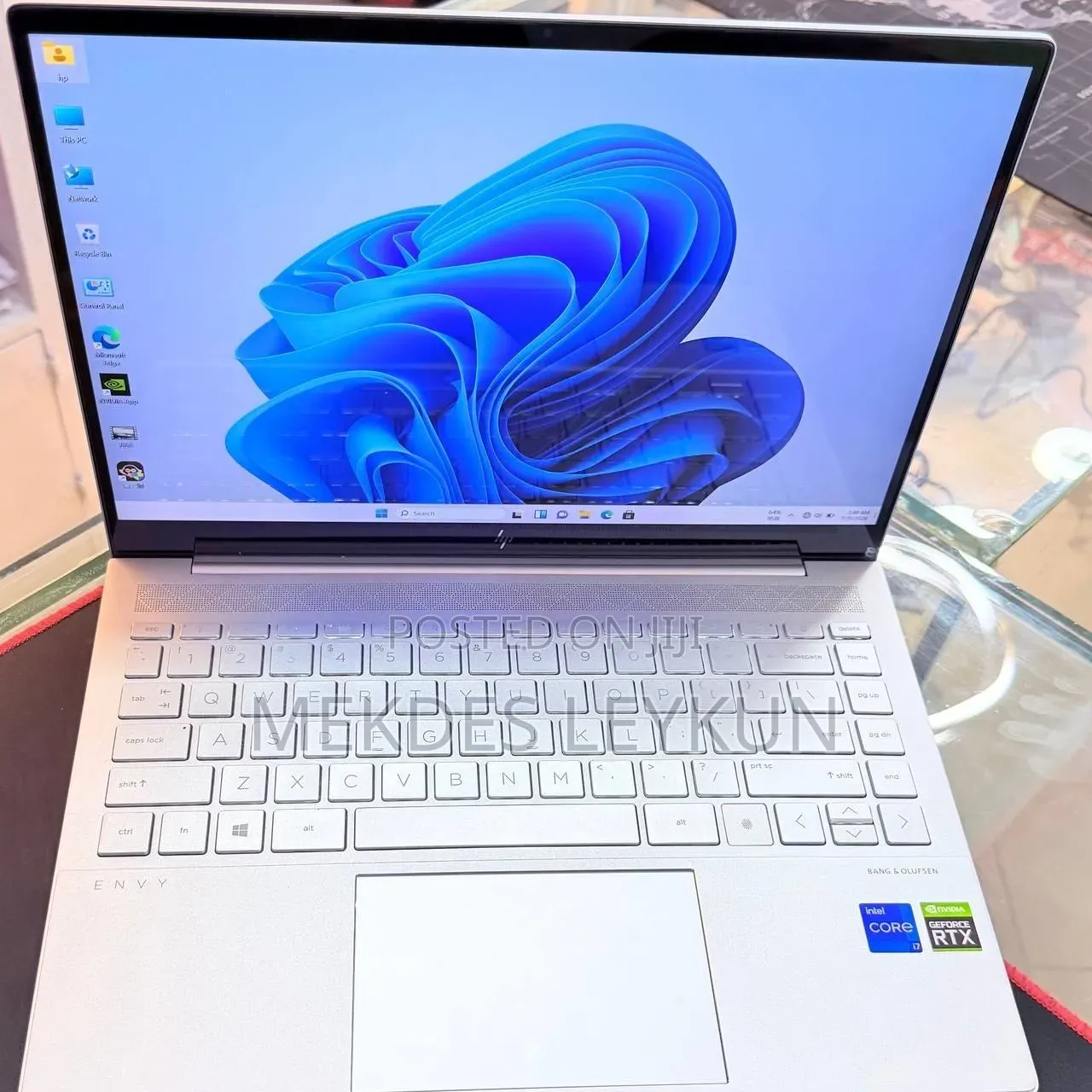 New Laptop HP Envy 16 Gaming 16-h1023dx 16GB Intel Core i7 SSD 1T