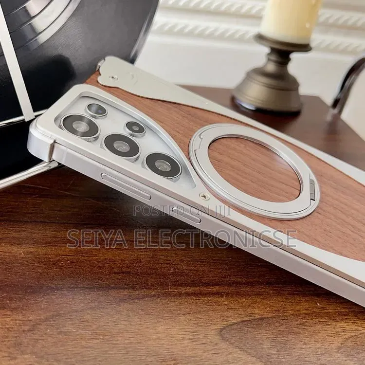 Ultra S24 Freamlass Metal Wood Cover