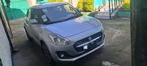 Suzuki Swift 2022 Silver