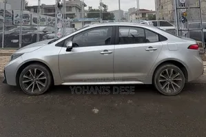 Toyota Corolla 2022 Gray