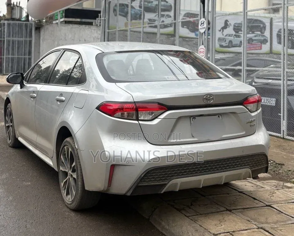 Toyota Corolla 2022 Gray