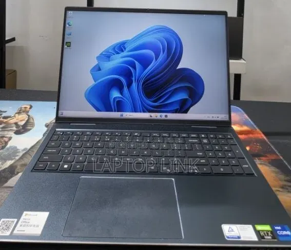 New Laptop Dell Inspiron 15 16GB Intel Core i7 SSD 512GB