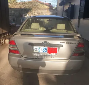 Toyota Corolla 2003 Gold