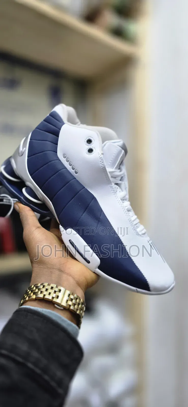 Nike Shock Puts