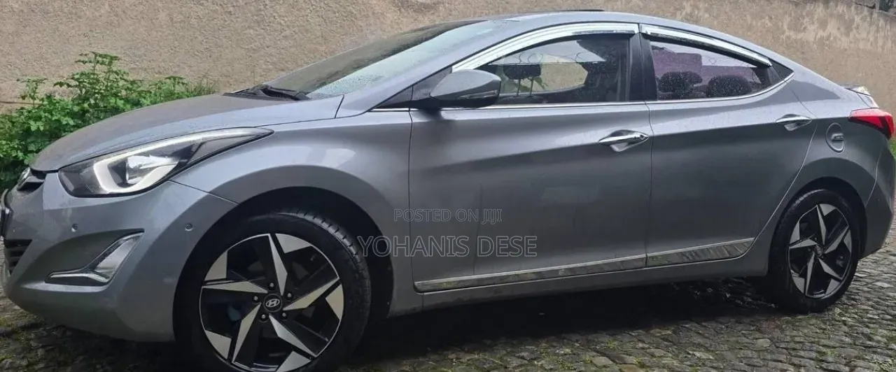 Hyundai Avante 2015 Silver