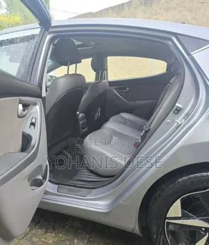 Hyundai Avante 2015 Silver
