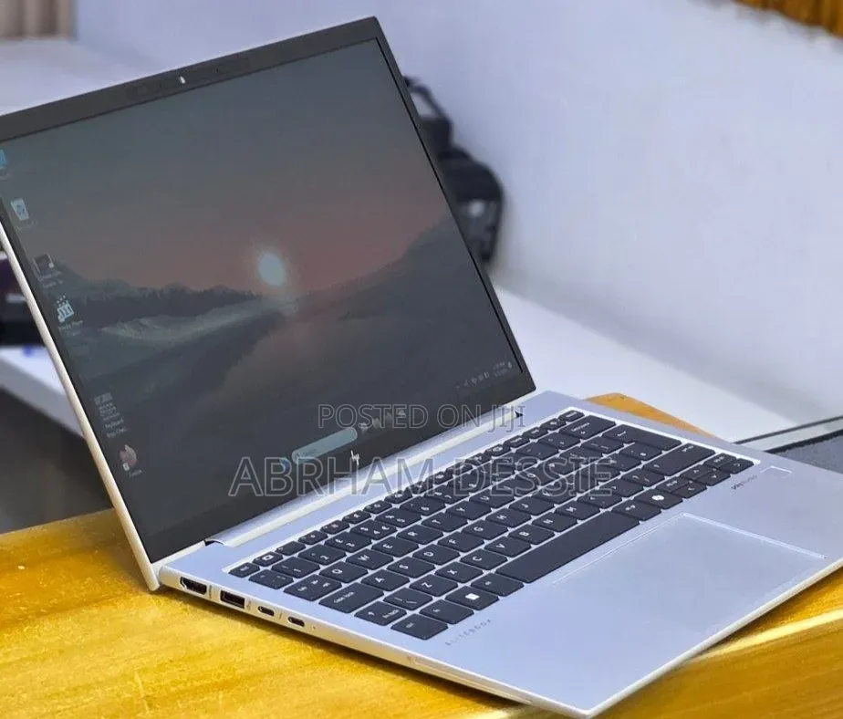 New Laptop HP 16GB Intel Core Ultra 7 SSD 512GB