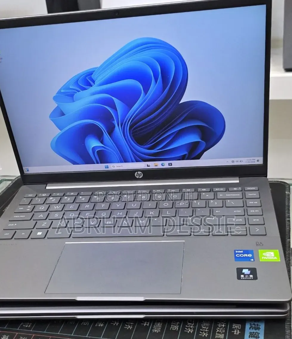 New Laptop HP 16GB Intel Core i5 SSD 512GB