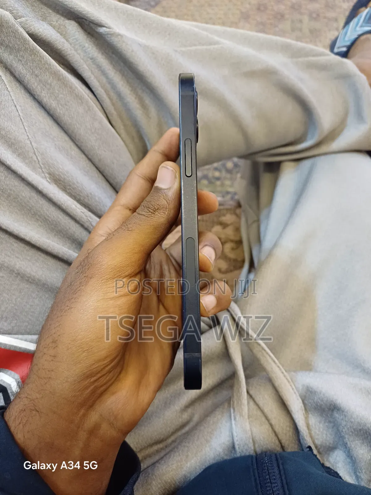 Apple iPhone 12 64 GB