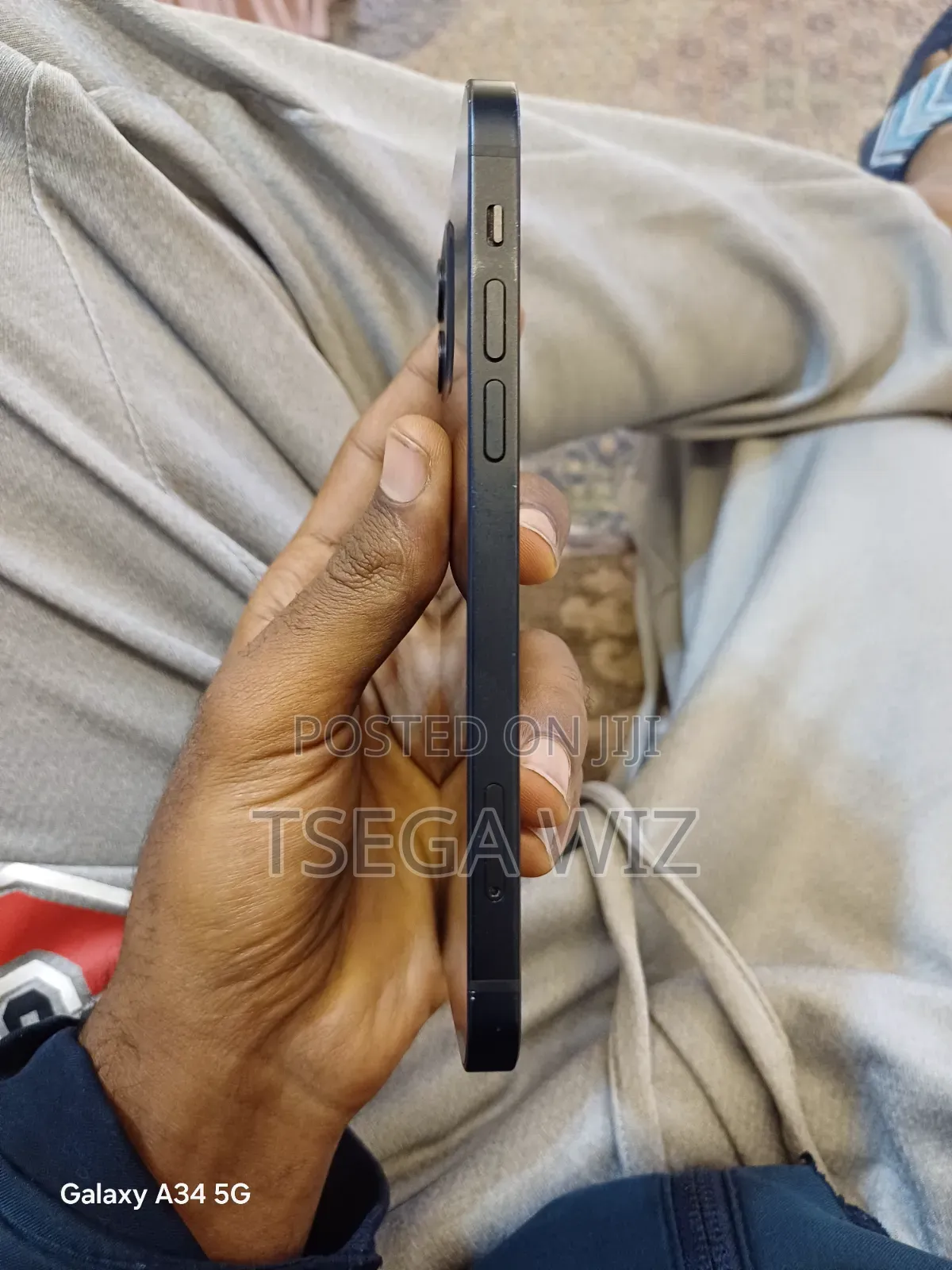 Apple iPhone 12 64 GB