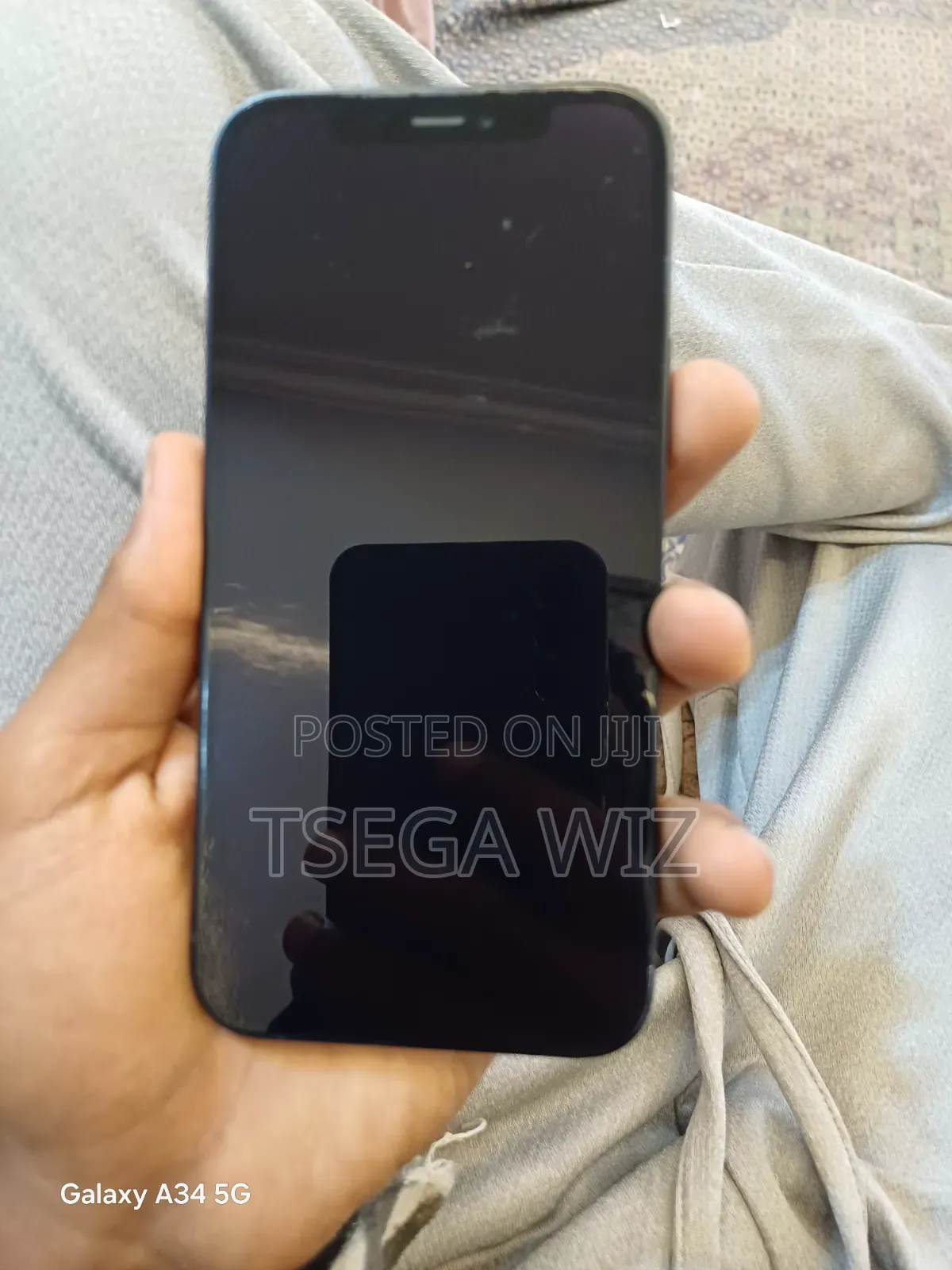 Apple iPhone 12 64 GB