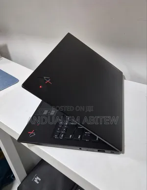 New Laptop Lenovo ThinkPad X1 Carbon 16GB Intel Core i5 SSD 512GB