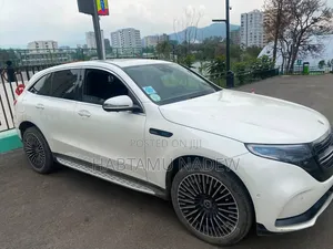 Mercedes-Benz EQC EQC400 4MATIC 2023 White