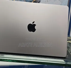 New Laptop Apple MacBook Air 2022 M2 16GB Apple M2 SSD 512GB