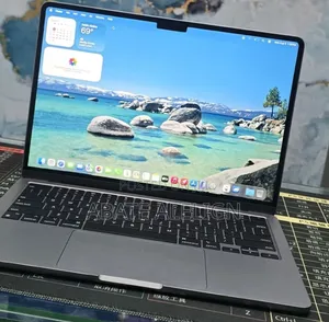 New Laptop Apple MacBook Air 2022 M2 16GB Apple M2 SSD 512GB