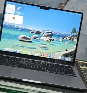 New Laptop Apple MacBook Air 2022 M2 16GB Apple M2 SSD 512GB