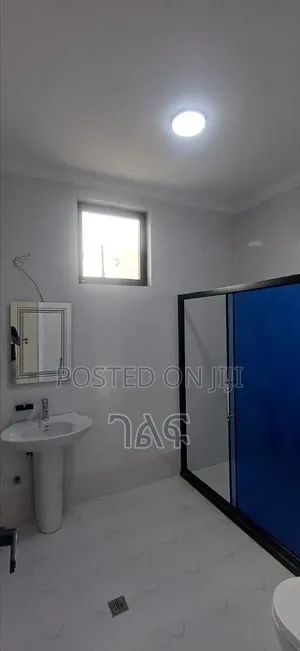3bdrm Villa in #የሚሸጥ ዘመናዊ የሆነ ቪላ, Bole for sale