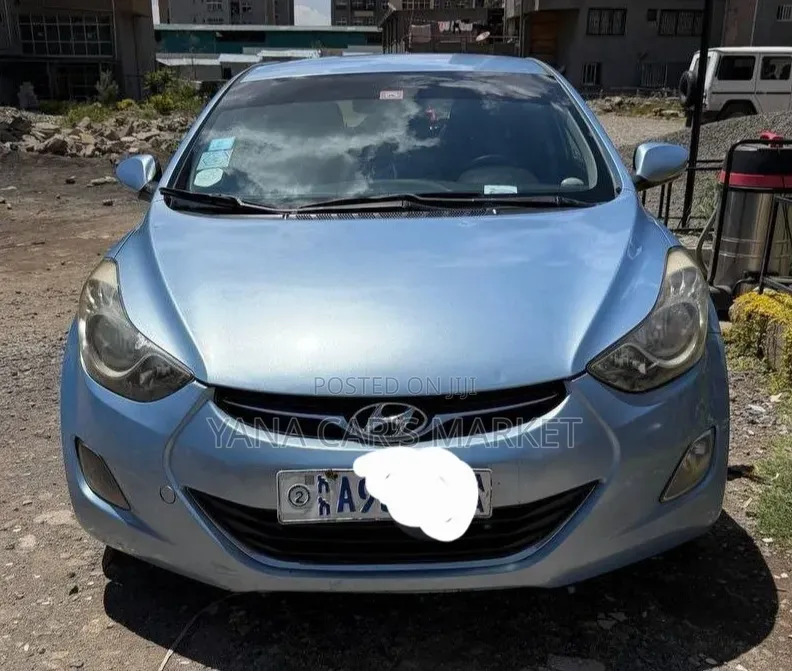 Hyundai Elantra 2014 Silver