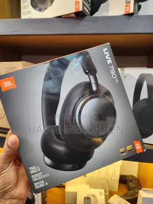 JBL Live 780nc