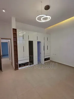 3bdrm Villa in 🏡 Modern Luxury, Yeka for sale