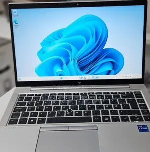 New Laptop HP EliteBook 840 G8 16GB Intel Core i7 SSD 512GB