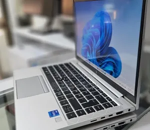 New Laptop HP EliteBook 840 G8 16GB Intel Core i7 SSD 512GB