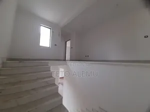 6bdrm House in 🏡 ለሽያጭ የቀረበ ዘመናዊ G+1, Yeka for sale