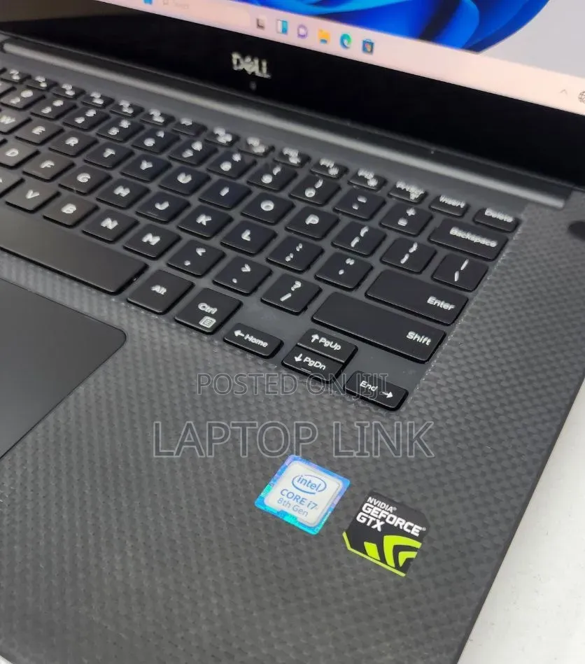 New Laptop Dell XPS 15 16GB Intel Core i7 SSD 512GB