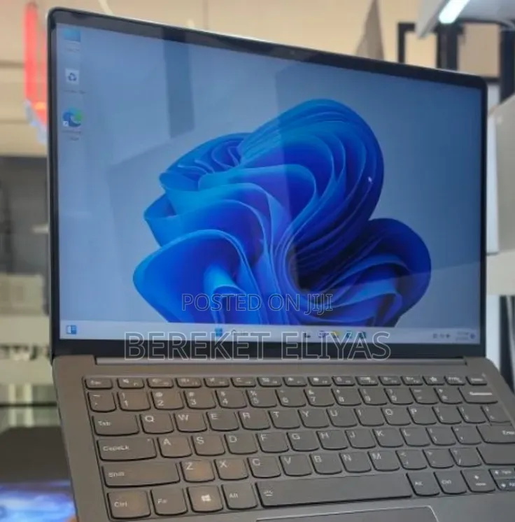 New Laptop Lenovo Ideapad 3 16GB AMD Ryzen 7 SSD 512GB