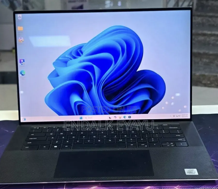 New Laptop Dell XPS 15 16GB Intel Core i7 SSD 512GB