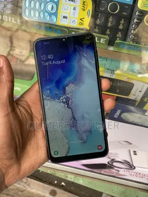 Samsung A10 32 GB Black