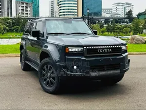 Toyota Land Cruiser Prado 2024 Black