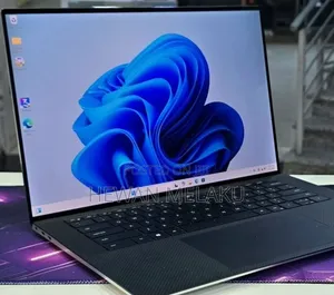 New Laptop Dell XPS 15 16GB Intel Core i7 SSD 512GB