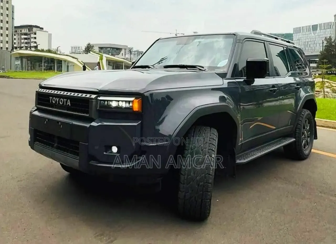 Toyota Land Cruiser Prado 2024 Black