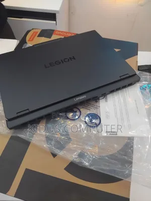 New Laptop Lenovo Legion 5 32GB Intel Core Ultra 9 SSD 1T